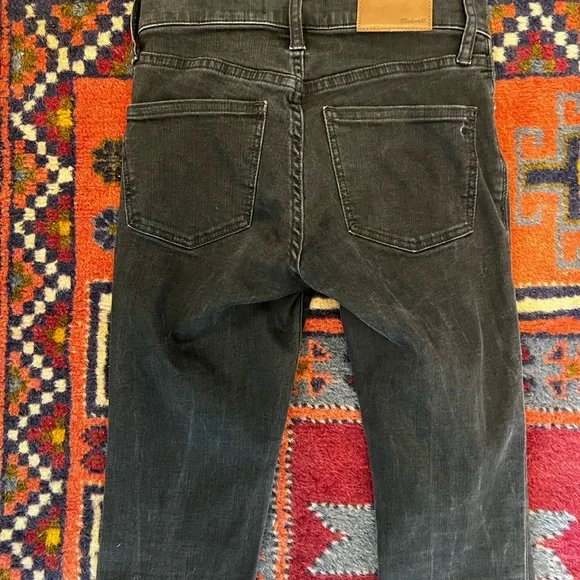 Madewell 9” Highrise Skinny Petite Skinny Jeans - Picture 5 of 7